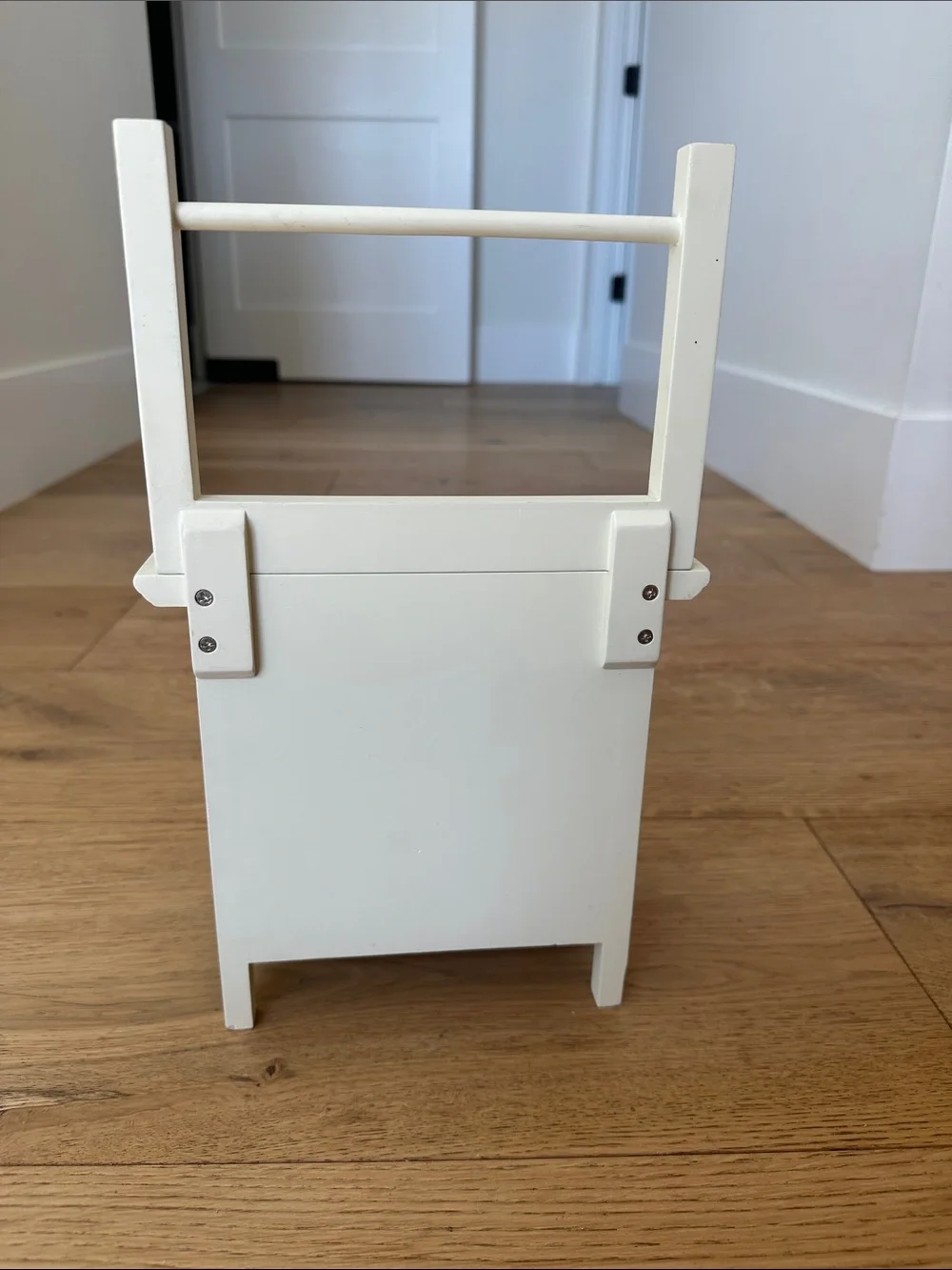 American Girl pleasant company Samantha retired White Vanity with Gold Hardware